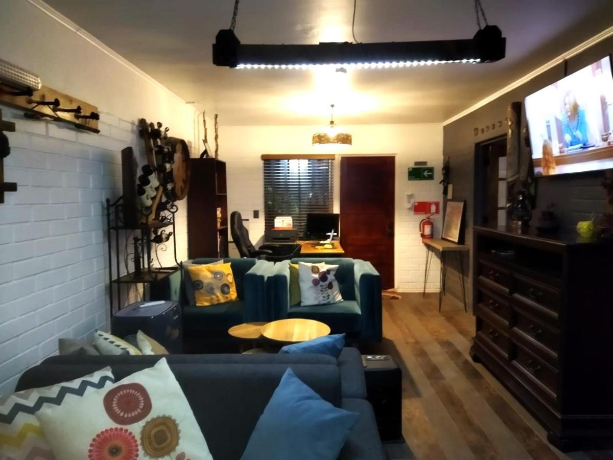 Casa Roble Anejo Bed & Breakfast 산타크루스 외부 사진